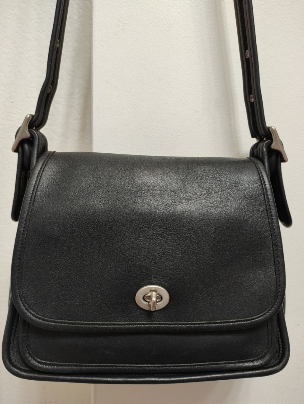 Vintage Coach Rambler's Legacy 9061 Black Silver Hardware